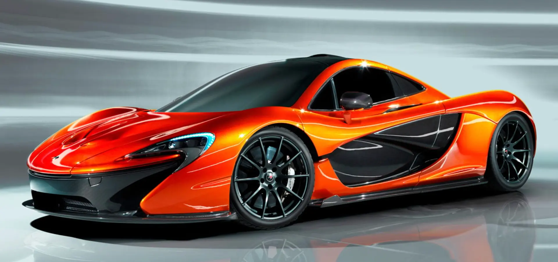 2013 McLaren P1 Coupe