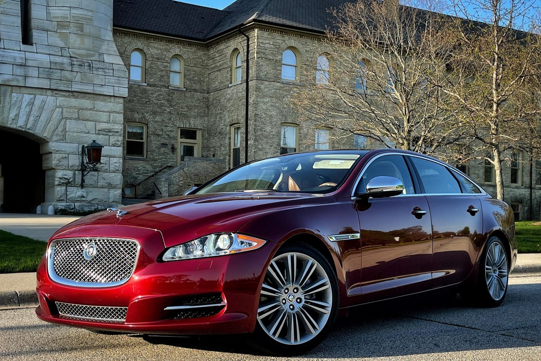 2013 Jaguar XJ