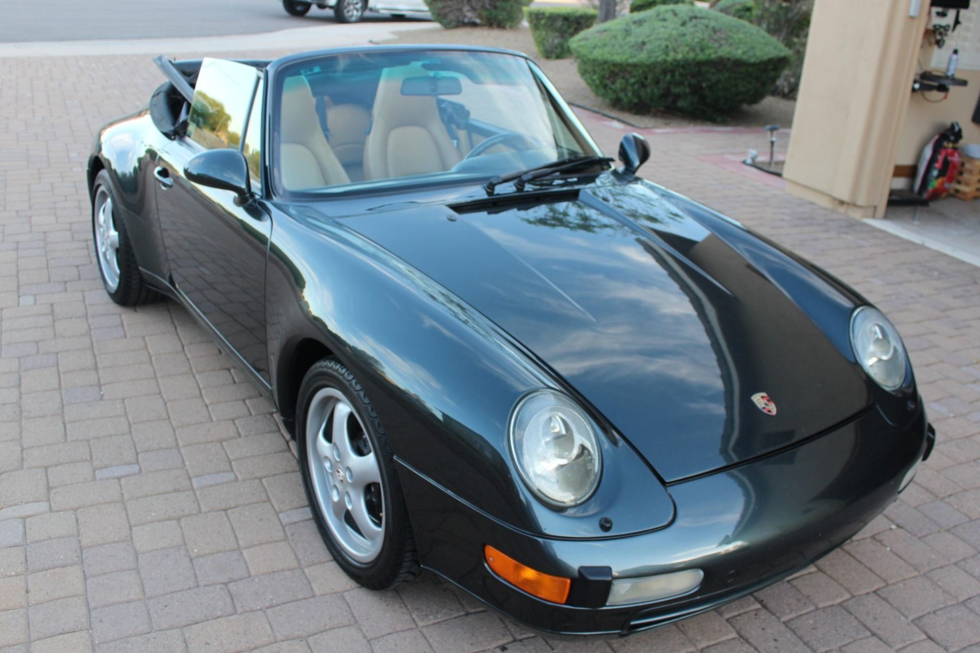 1995 Porsche 911 Carrera