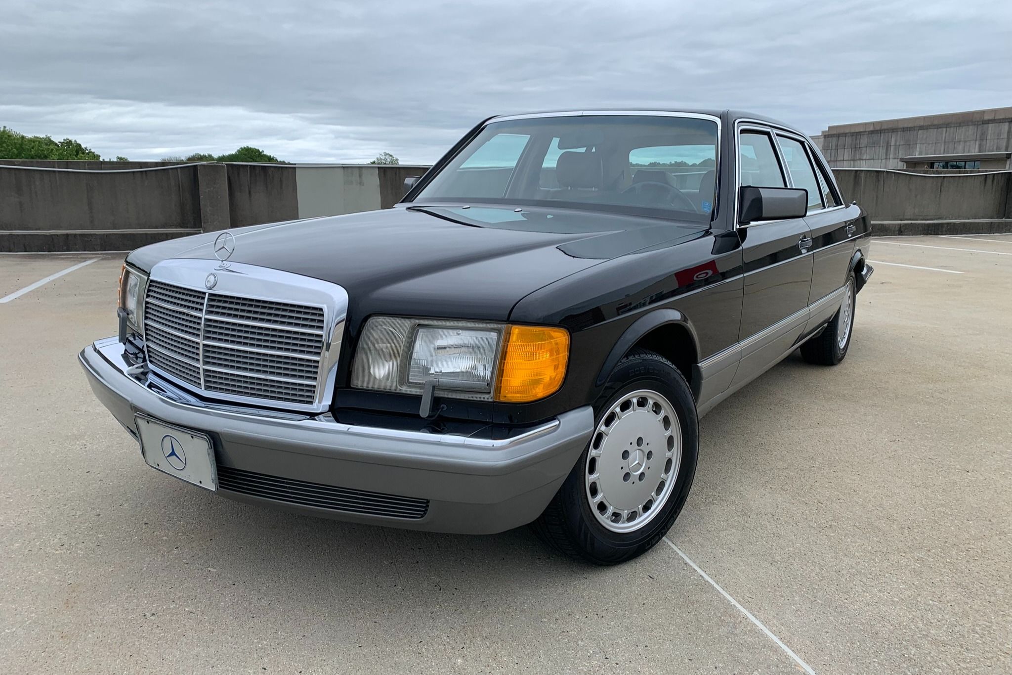 1986 Mercedes-Benz S-Class