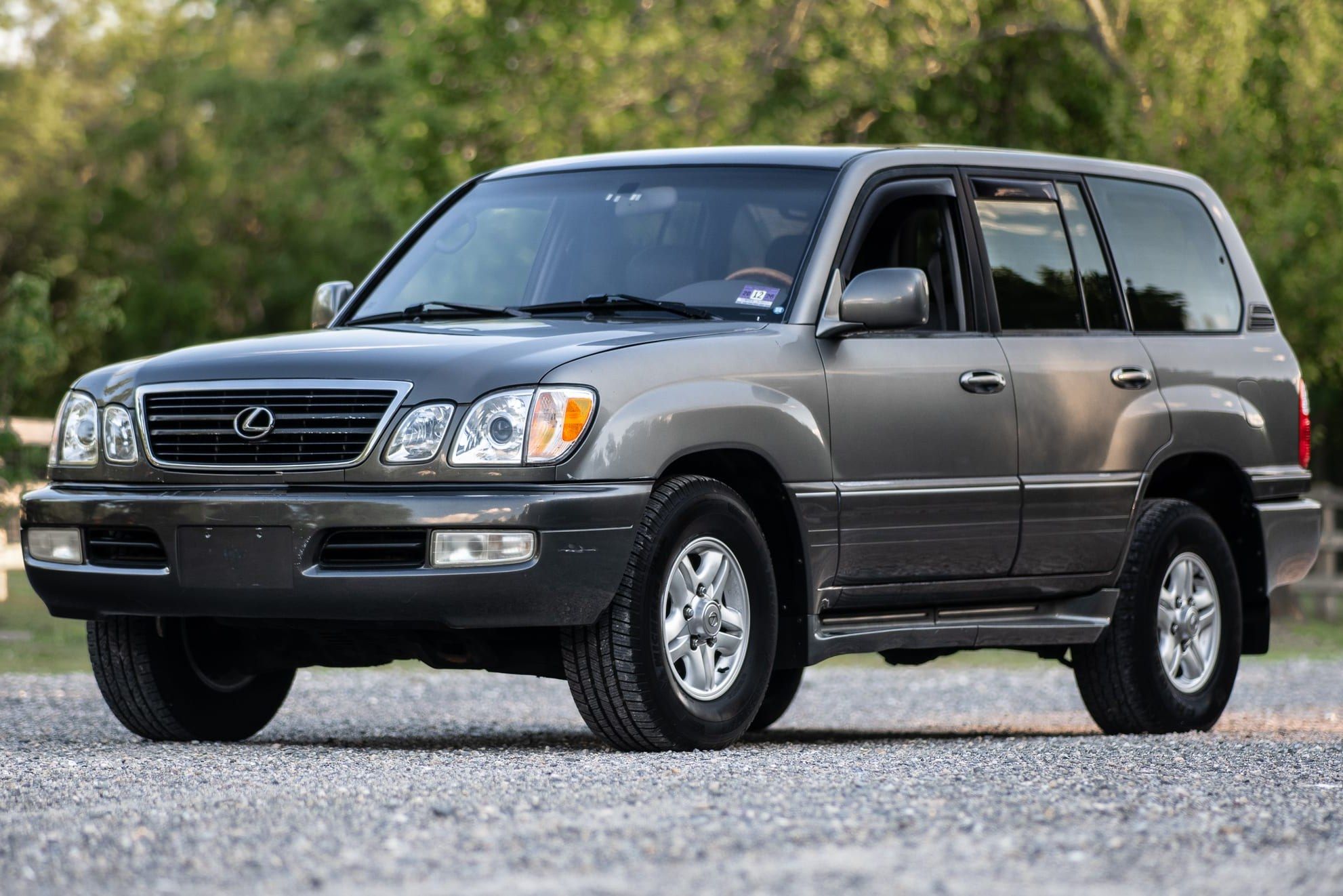 2002 Lexus LX