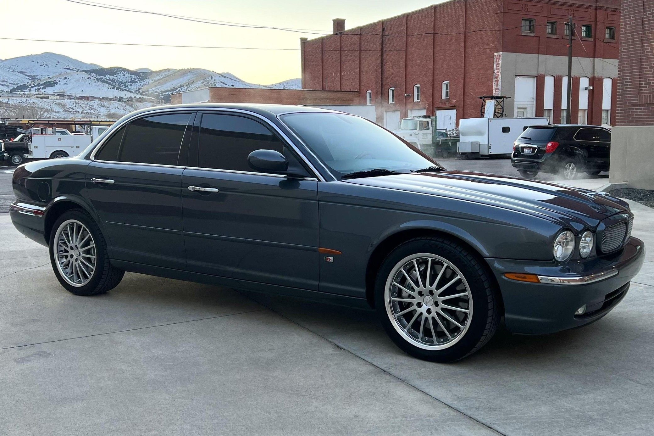 2004 Jaguar XJ XJR