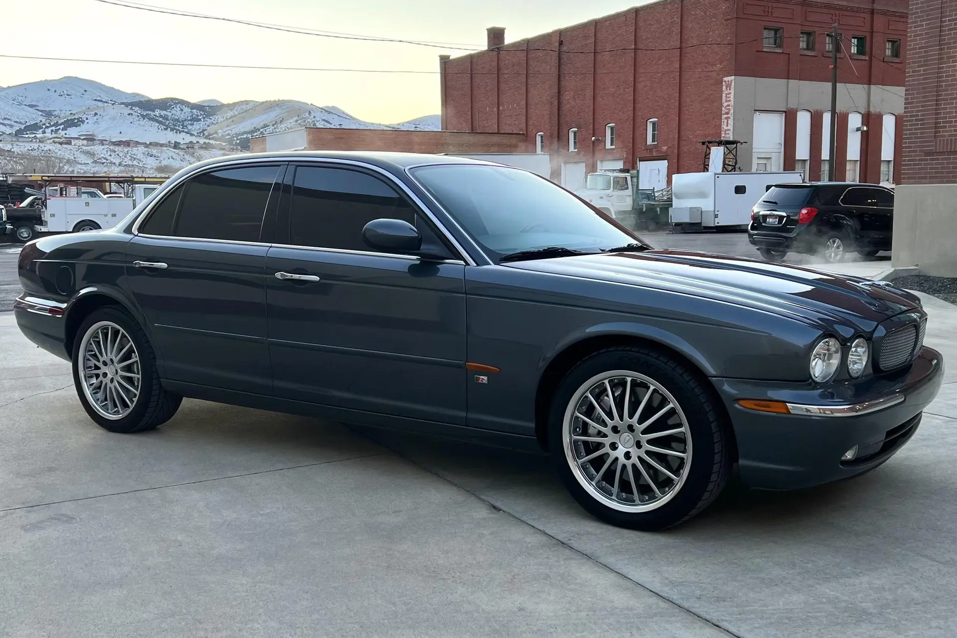 2004 Jaguar XJ XJR