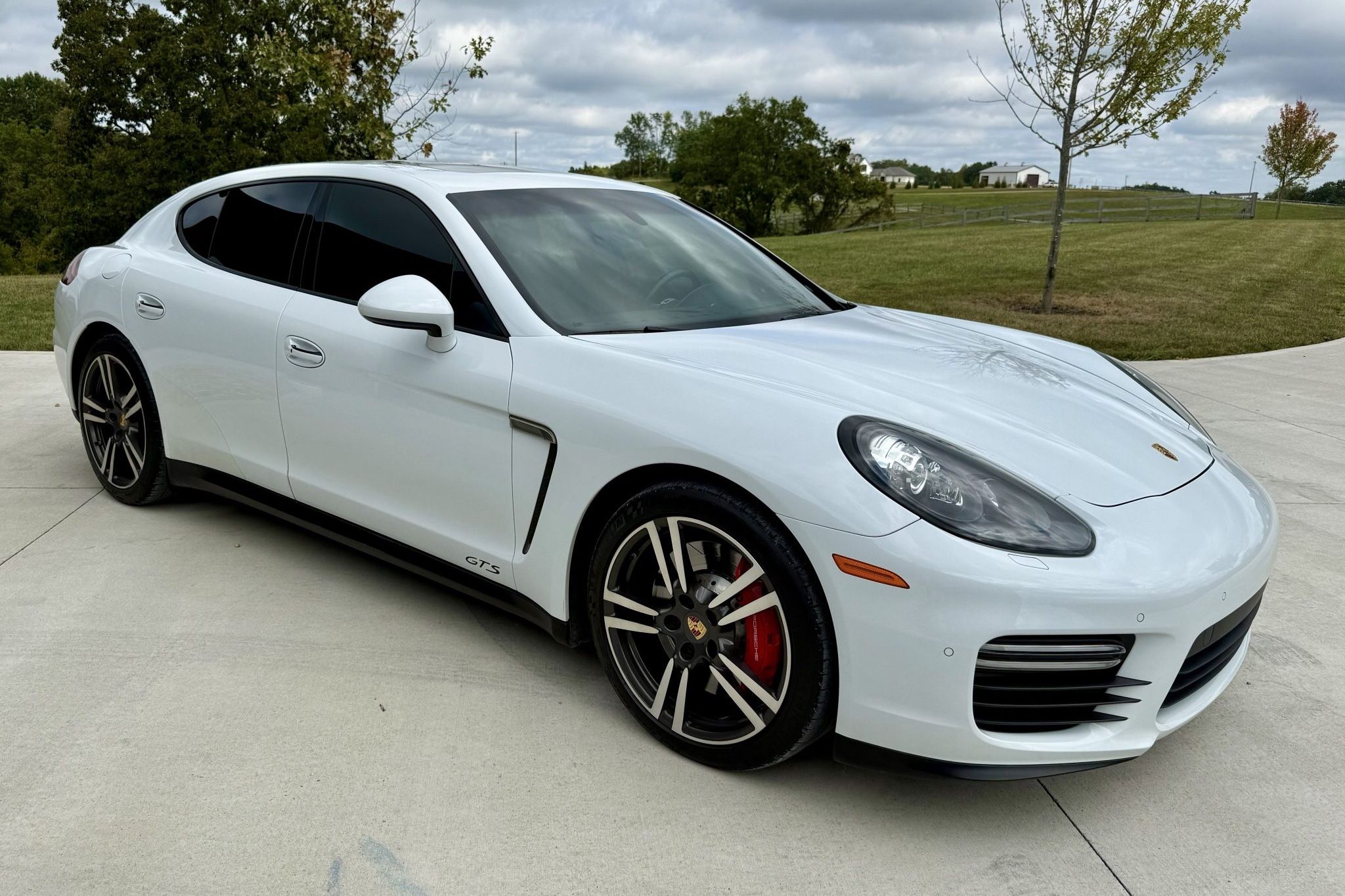 2016 Porsche Panamera GTS