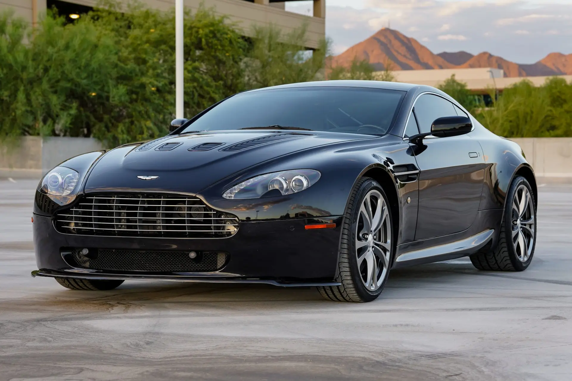 2009 Aston Martin Vantage Vantage 4.7 Coupe