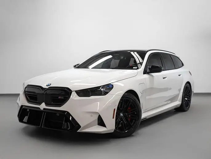 2025 BMW M5