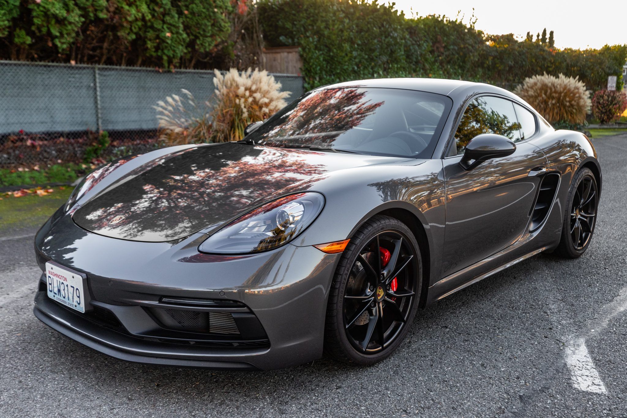 2018 Porsche Cayman