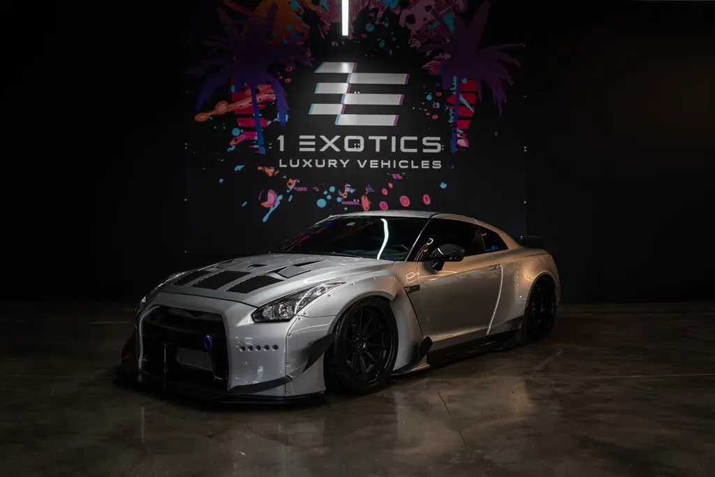 2013 Nissan GT-R Premium