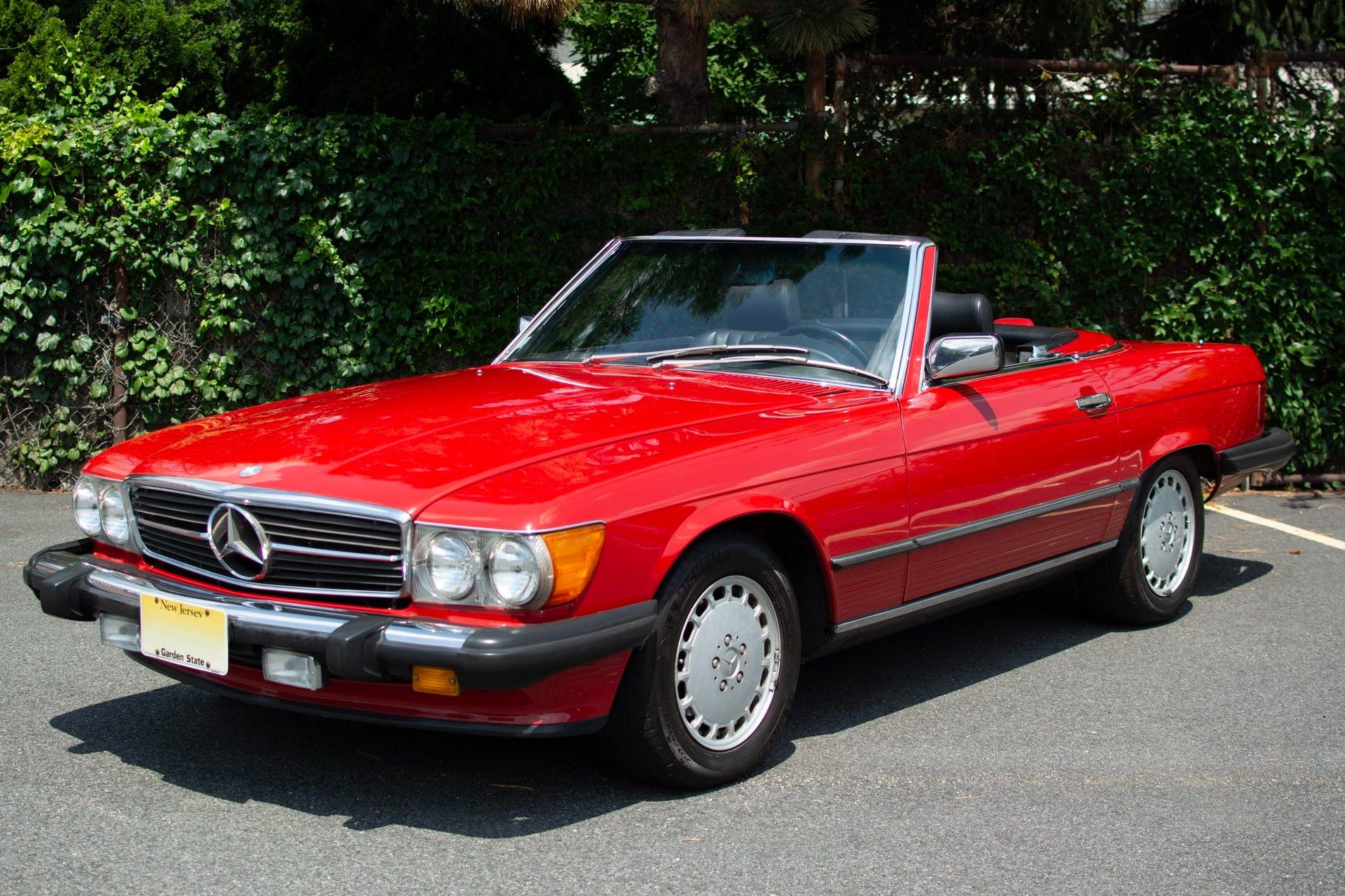 1987 Mercedes-Benz SL-Class 560SL