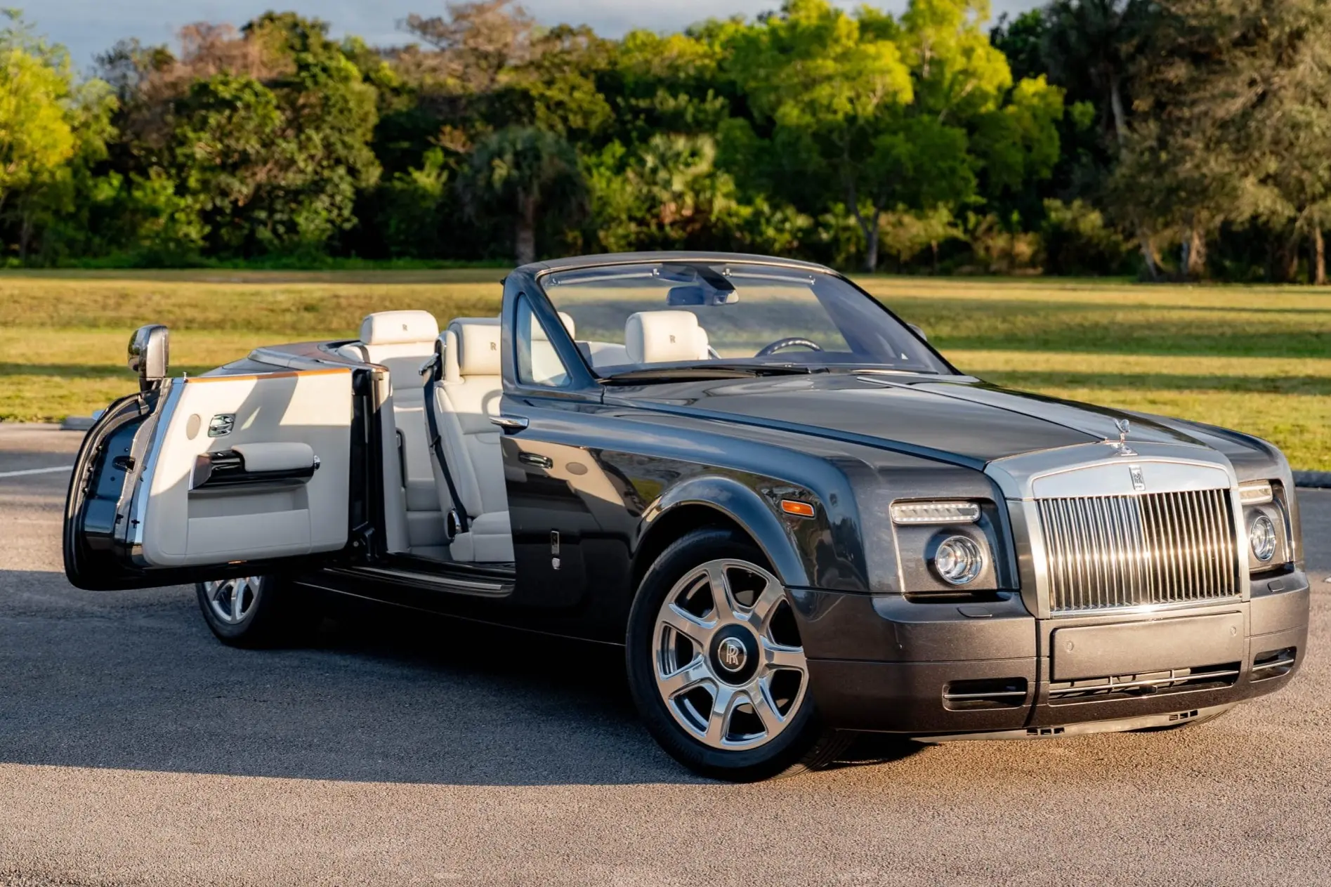 2012 Rolls-Royce Phantom Drophead Coupe