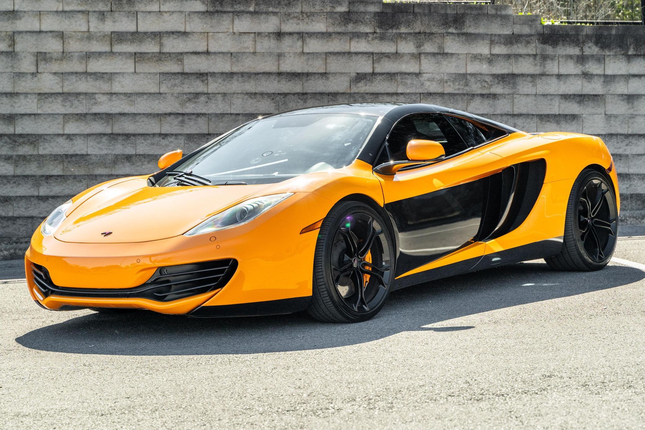 2012 McLaren MP4-12C Coupe