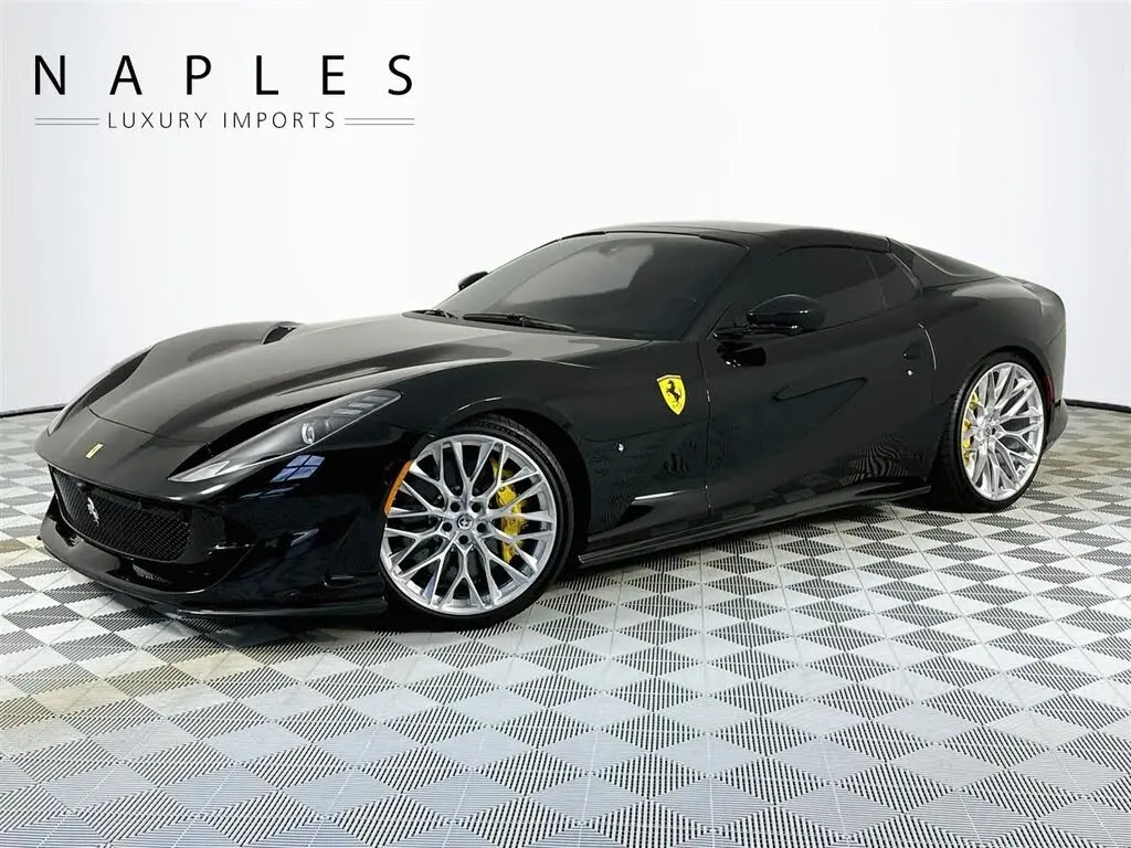 2023 Ferrari 812 GTS