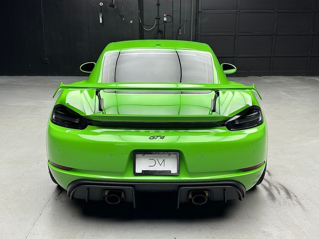 2023 Porsche Cayman GT4