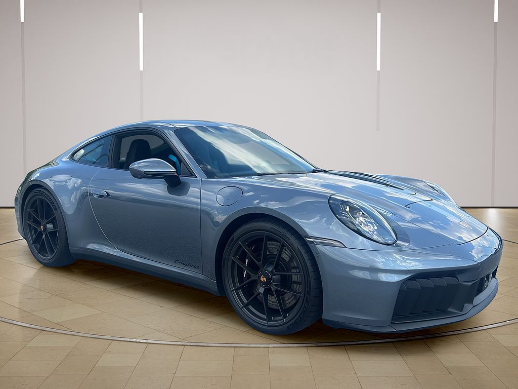 2026 Porsche 992.2 Carrera 4 GTS