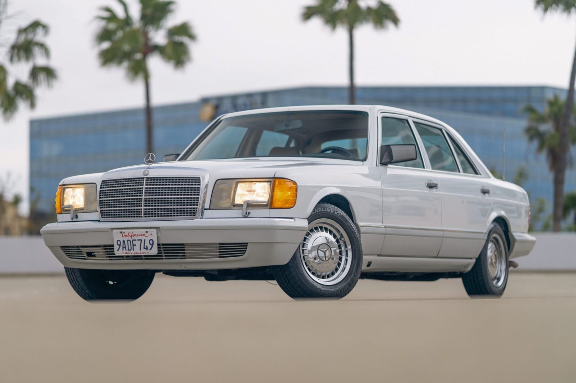 1990 Mercedes-Benz SL-Class 560SL