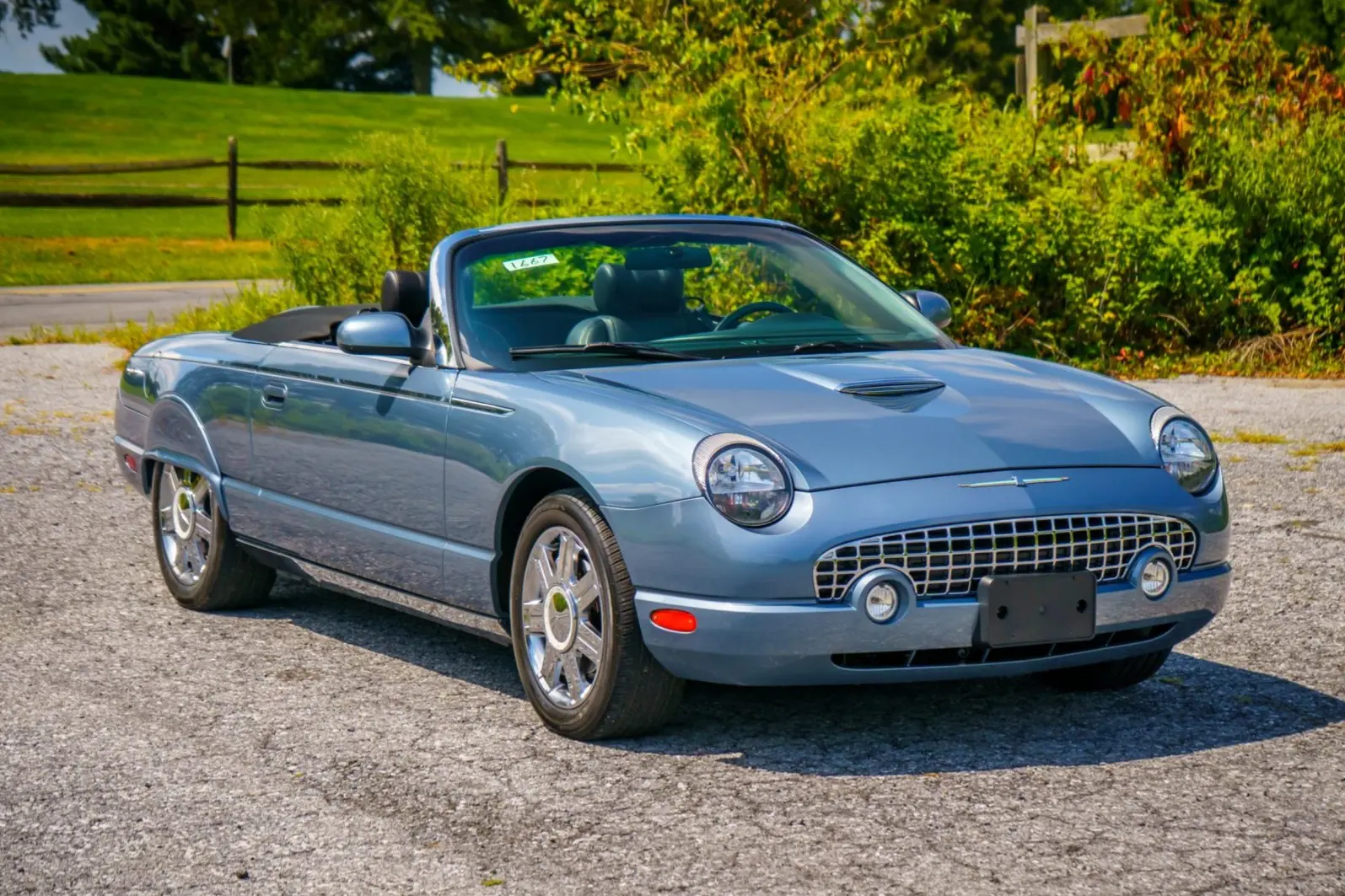 2005 Ford Thunderbird