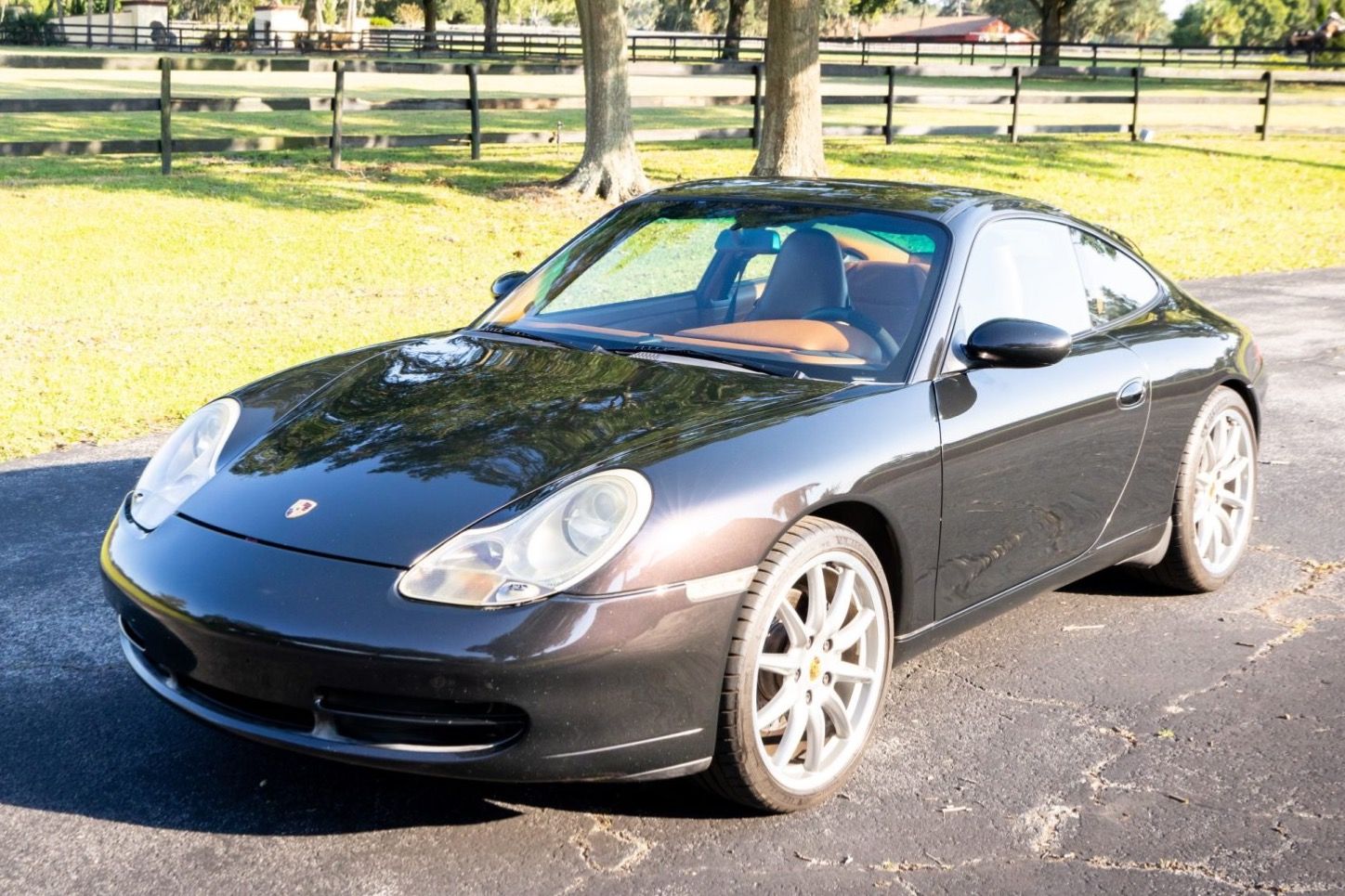 2000 Porsche 911 Carrera 4