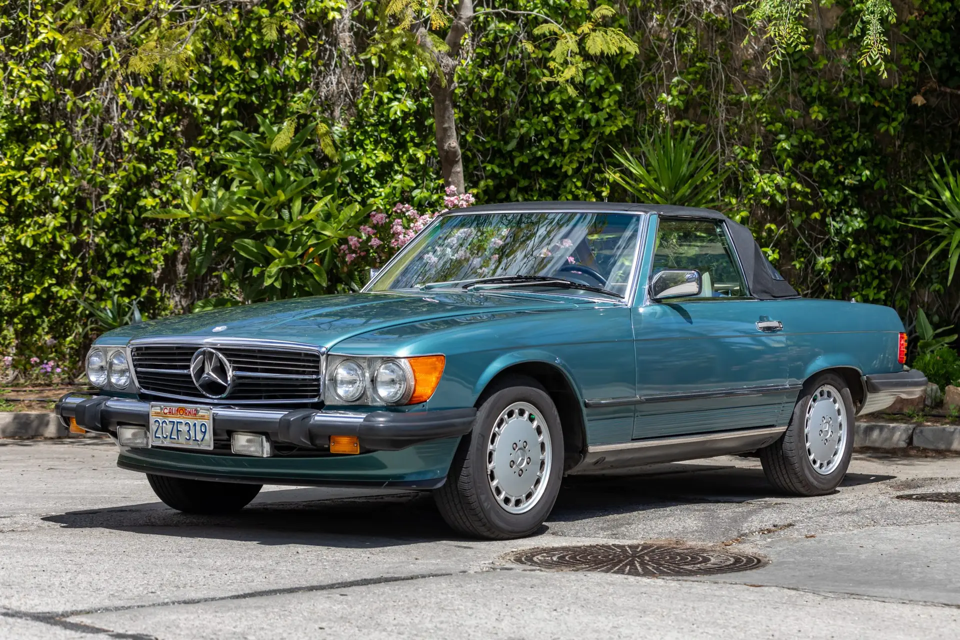 1987 Mercedes-Benz SL-Class 560SL