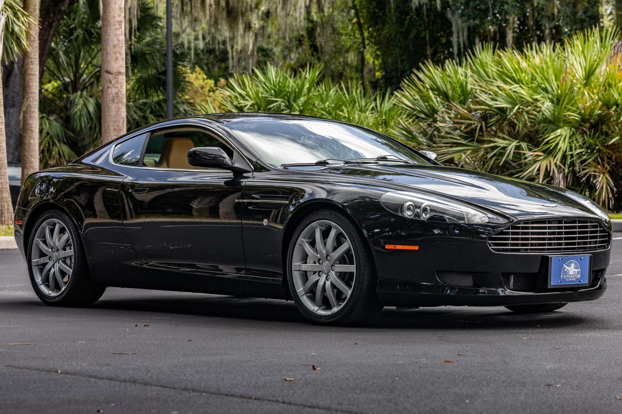 2005 Aston Martin DB9 Coupe