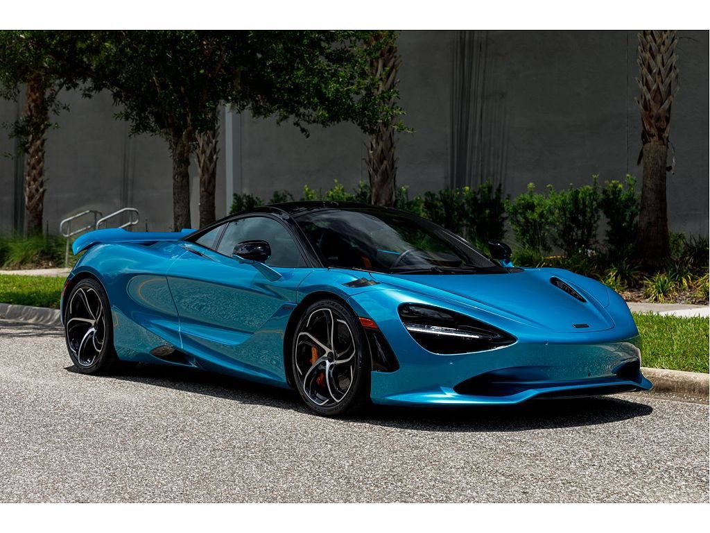 2025 McLaren 750S Coupe