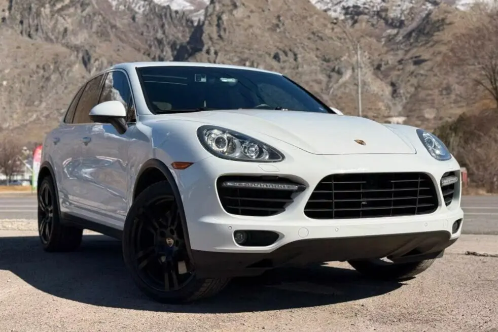 2012 Porsche Cayenne Turbo