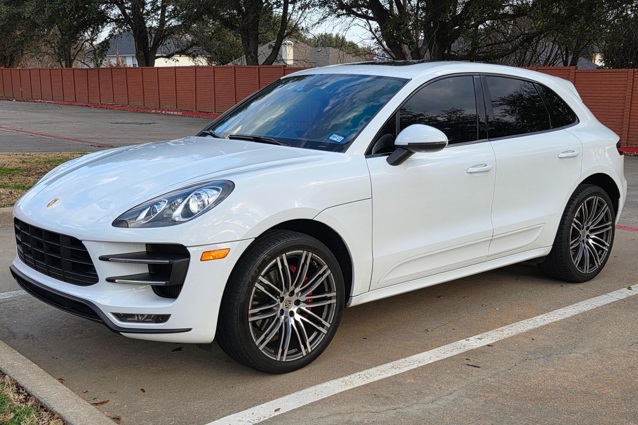 2015 Porsche Macan Turbo