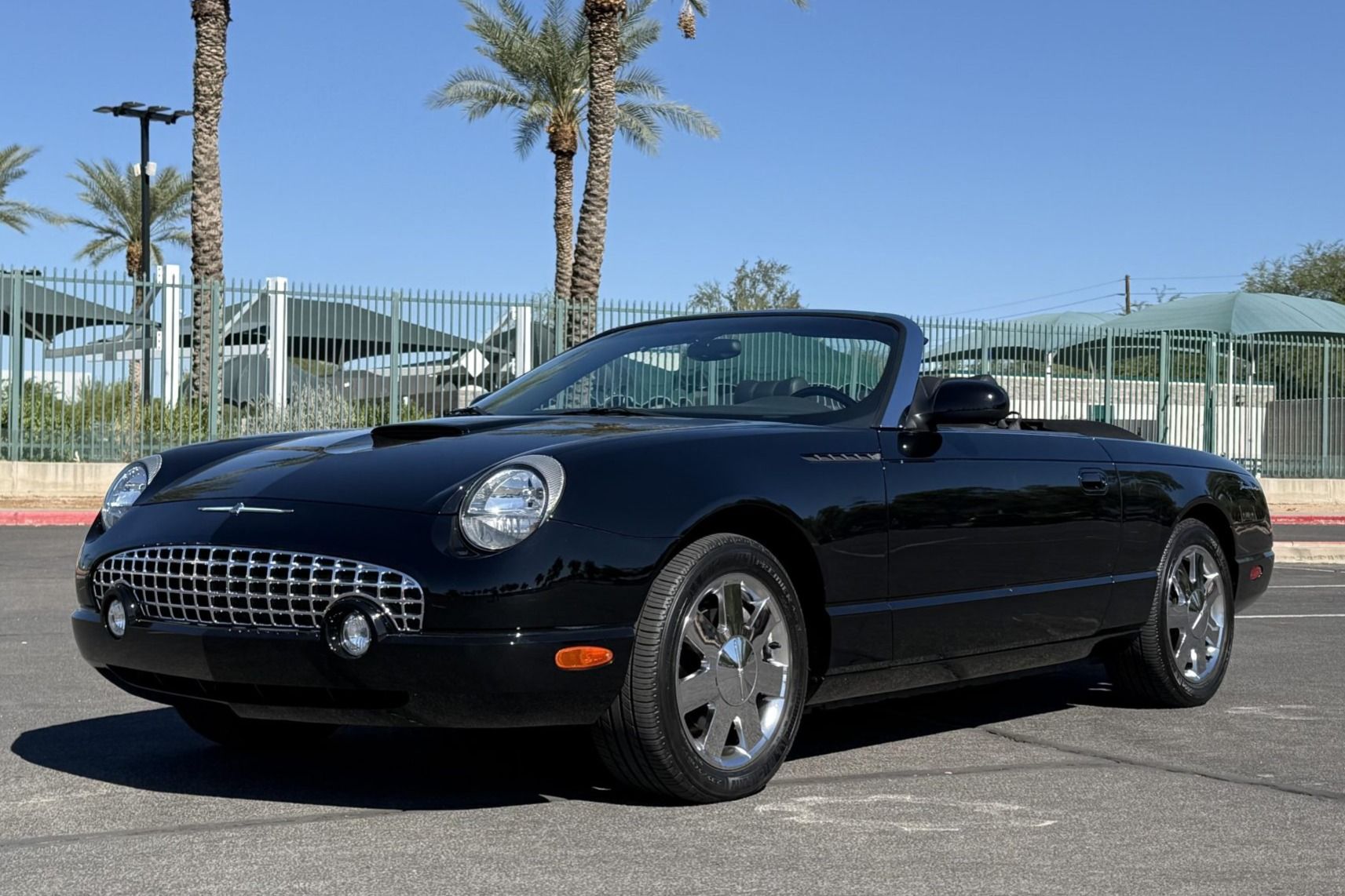 2002 Ford Thunderbird