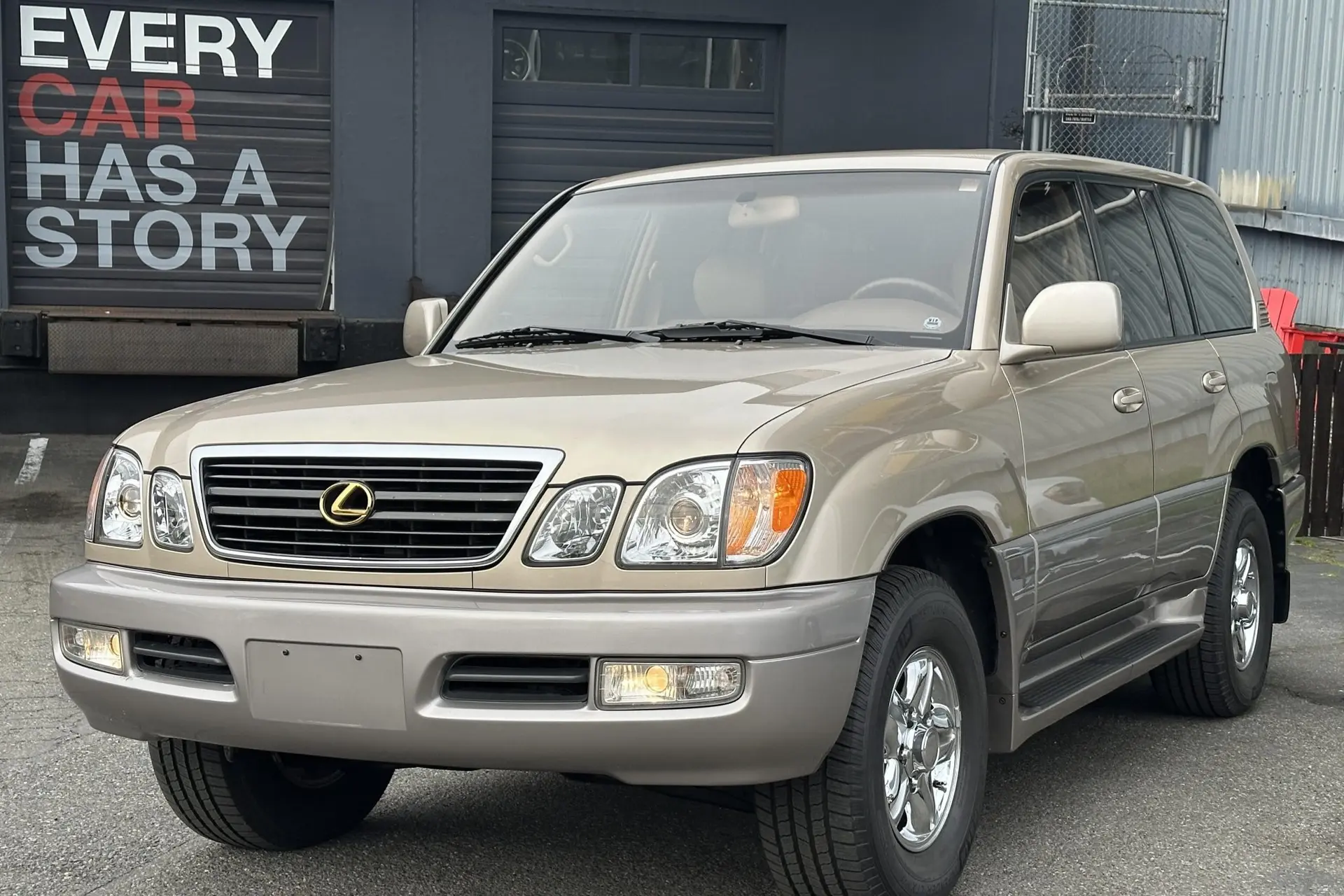 1999 Lexus LX