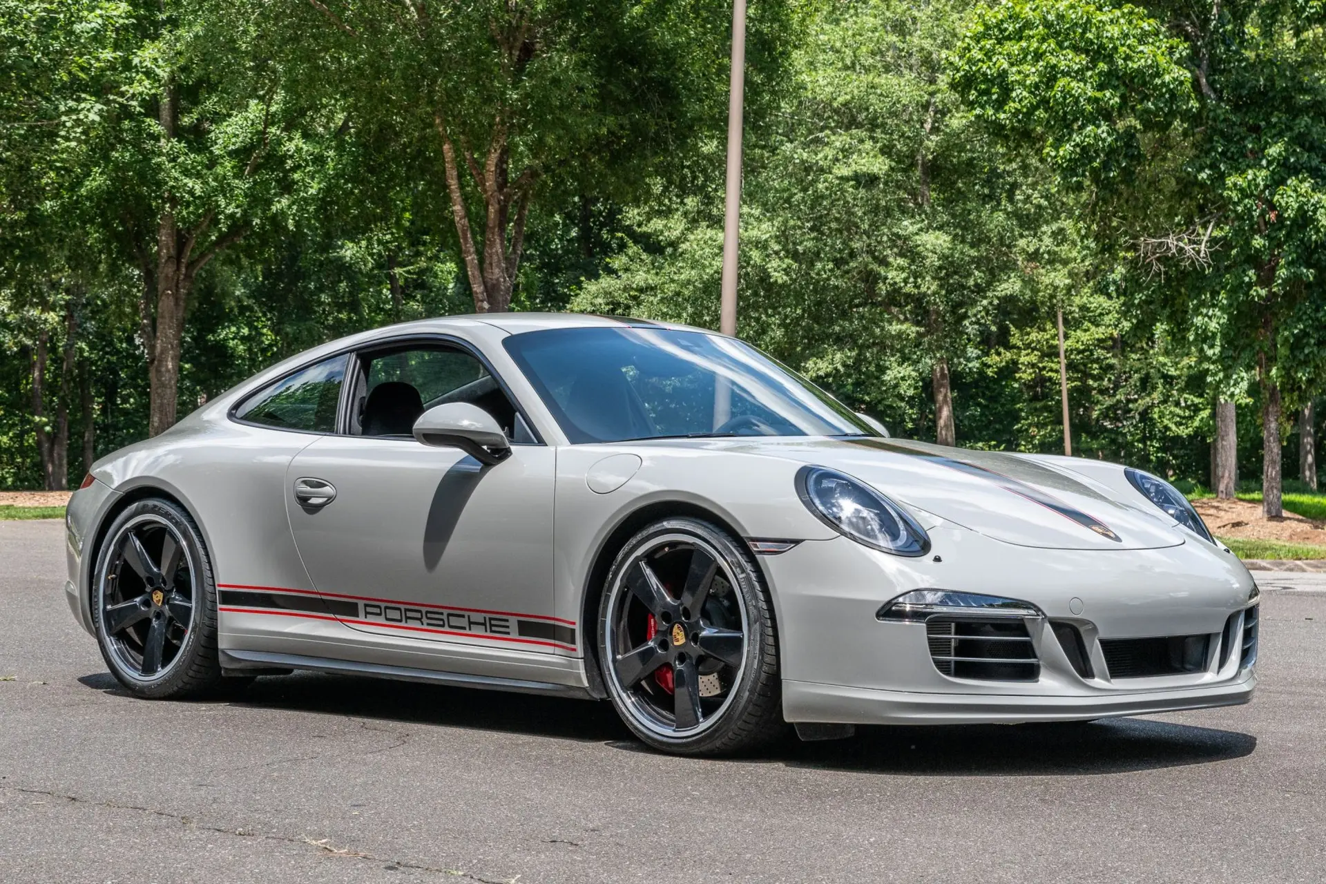 2016 Porsche 911 Carrera GTS