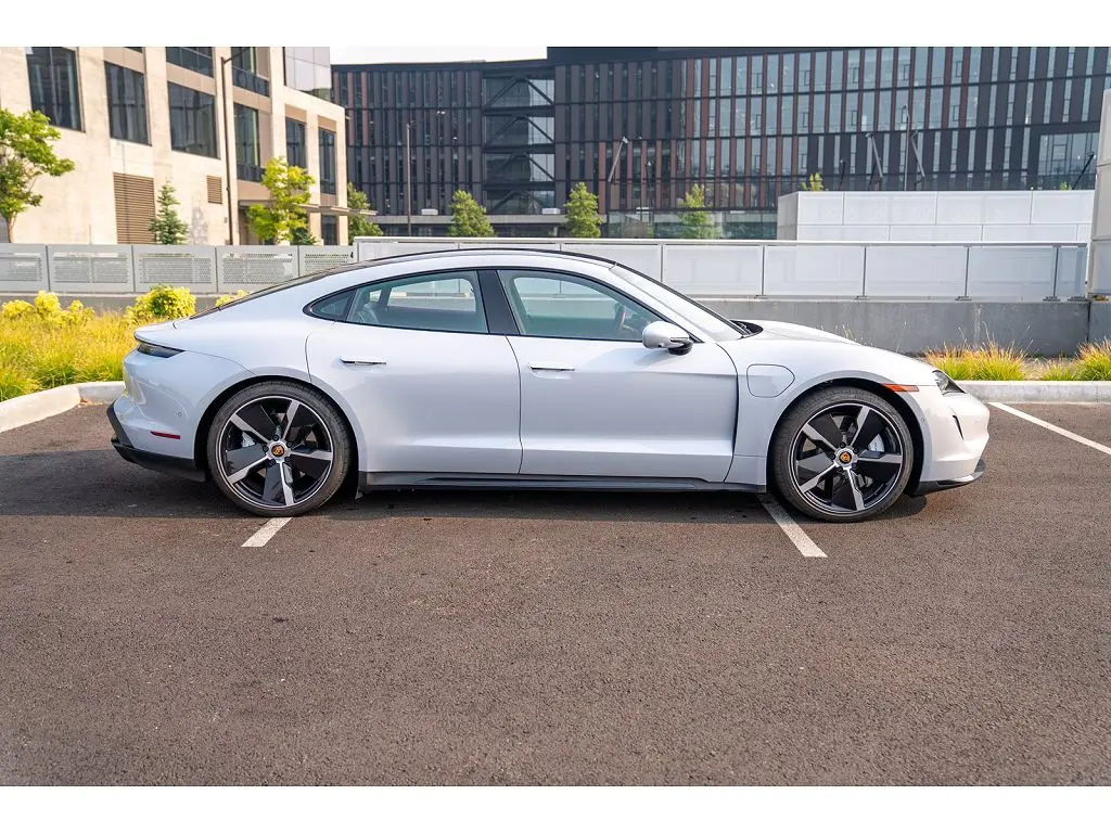 2023 Porsche Taycan Turbo S