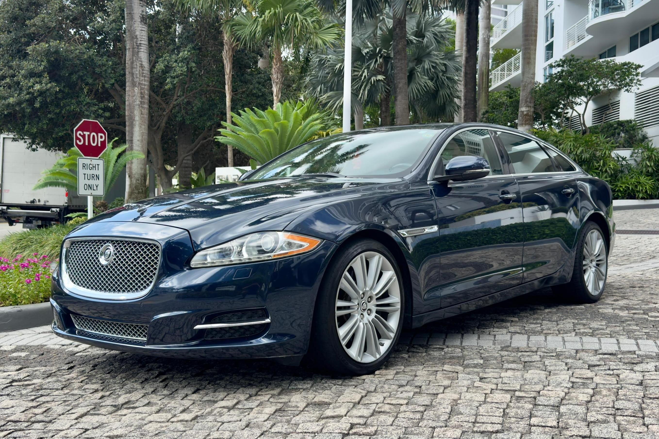 2011 Jaguar XJ