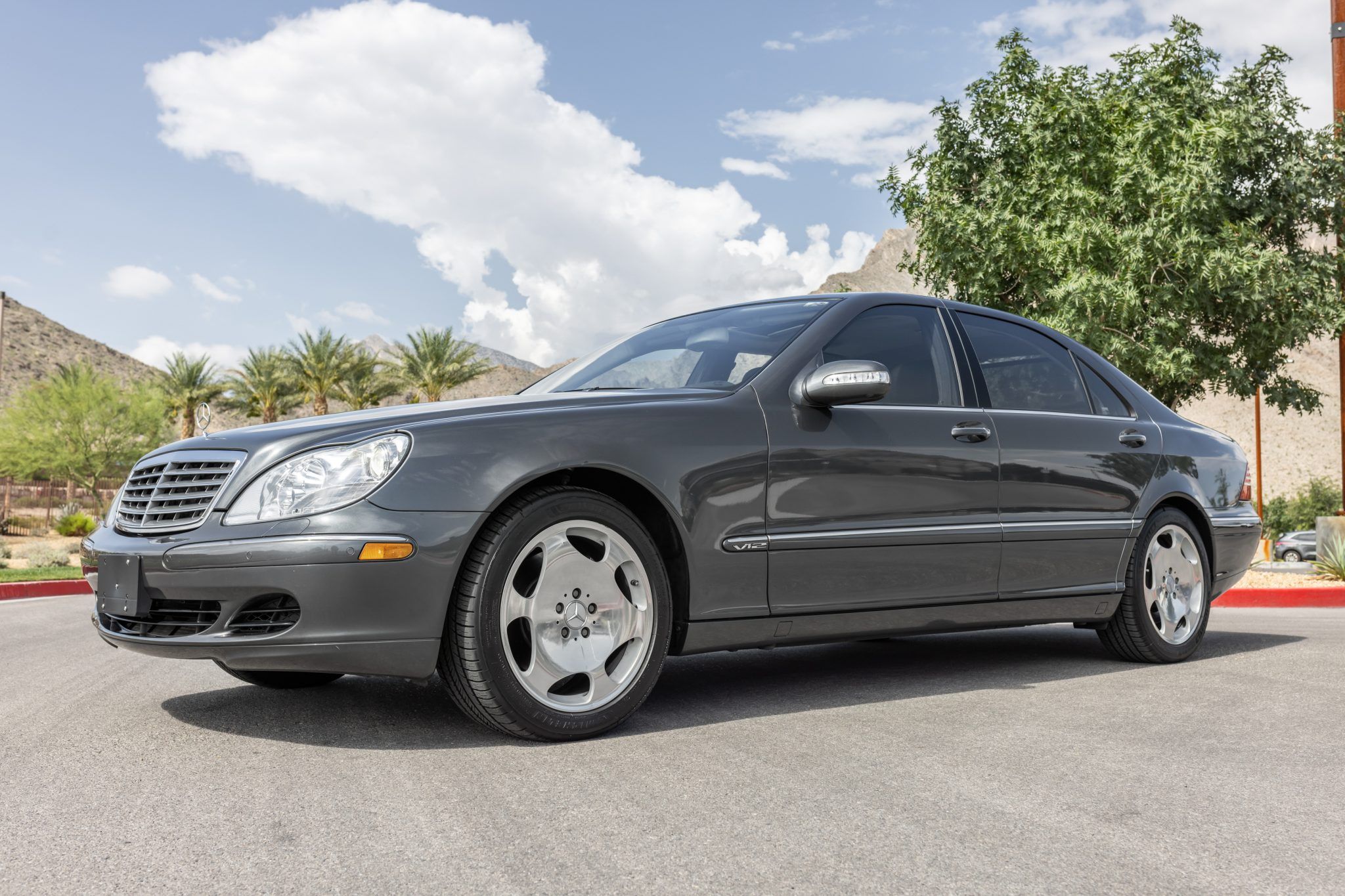 2005 Mercedes-Benz S-Class
