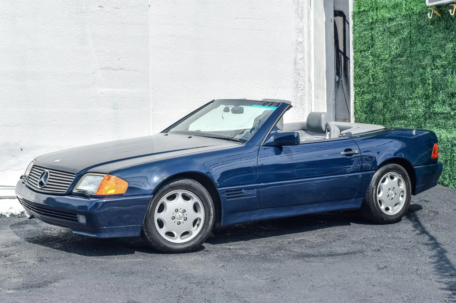 1994 Mercedes-Benz SL-Class