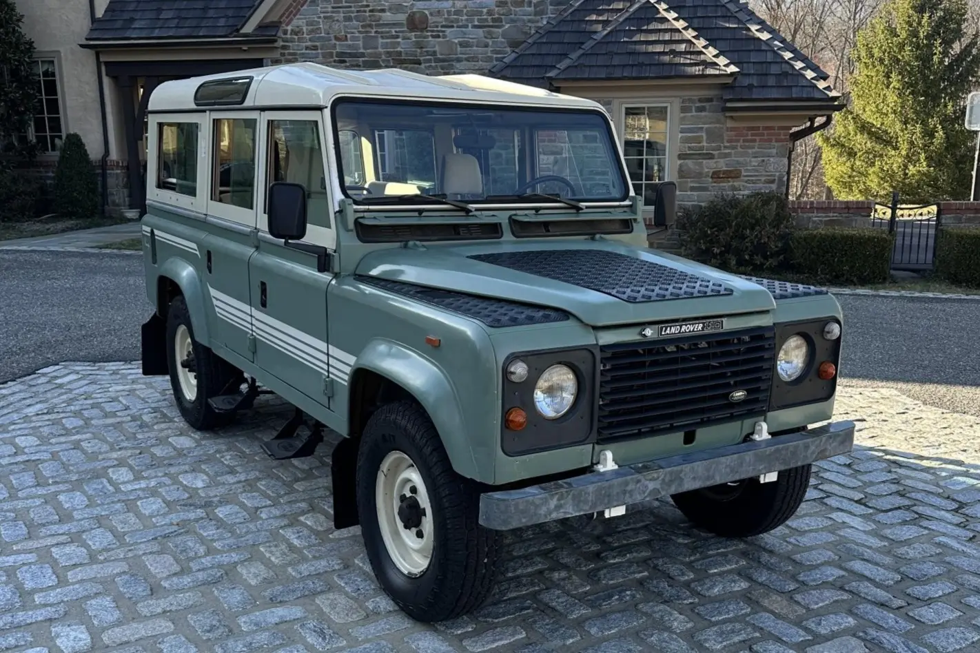 1984 Land Rover Defender 110