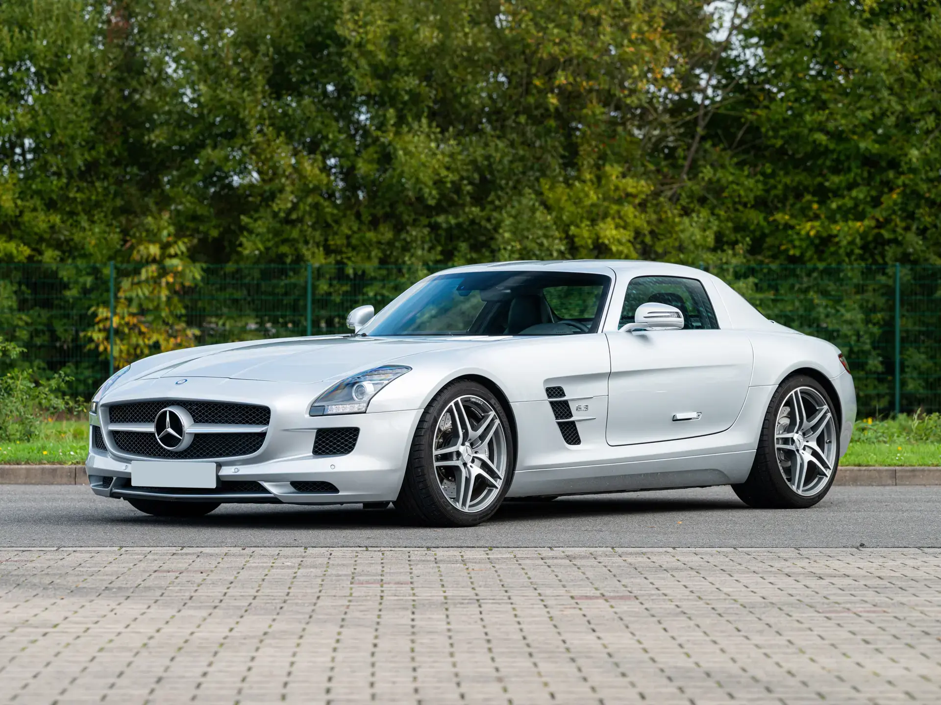 2013 Mercedes-Benz SLS AMG Coupe