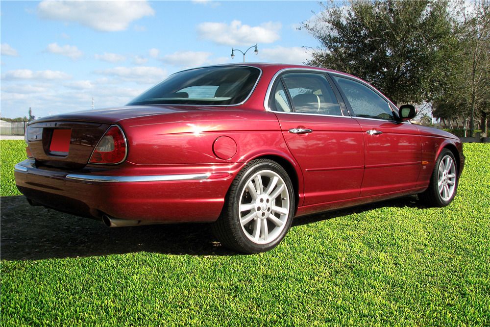 2004 Jaguar XJ XJR