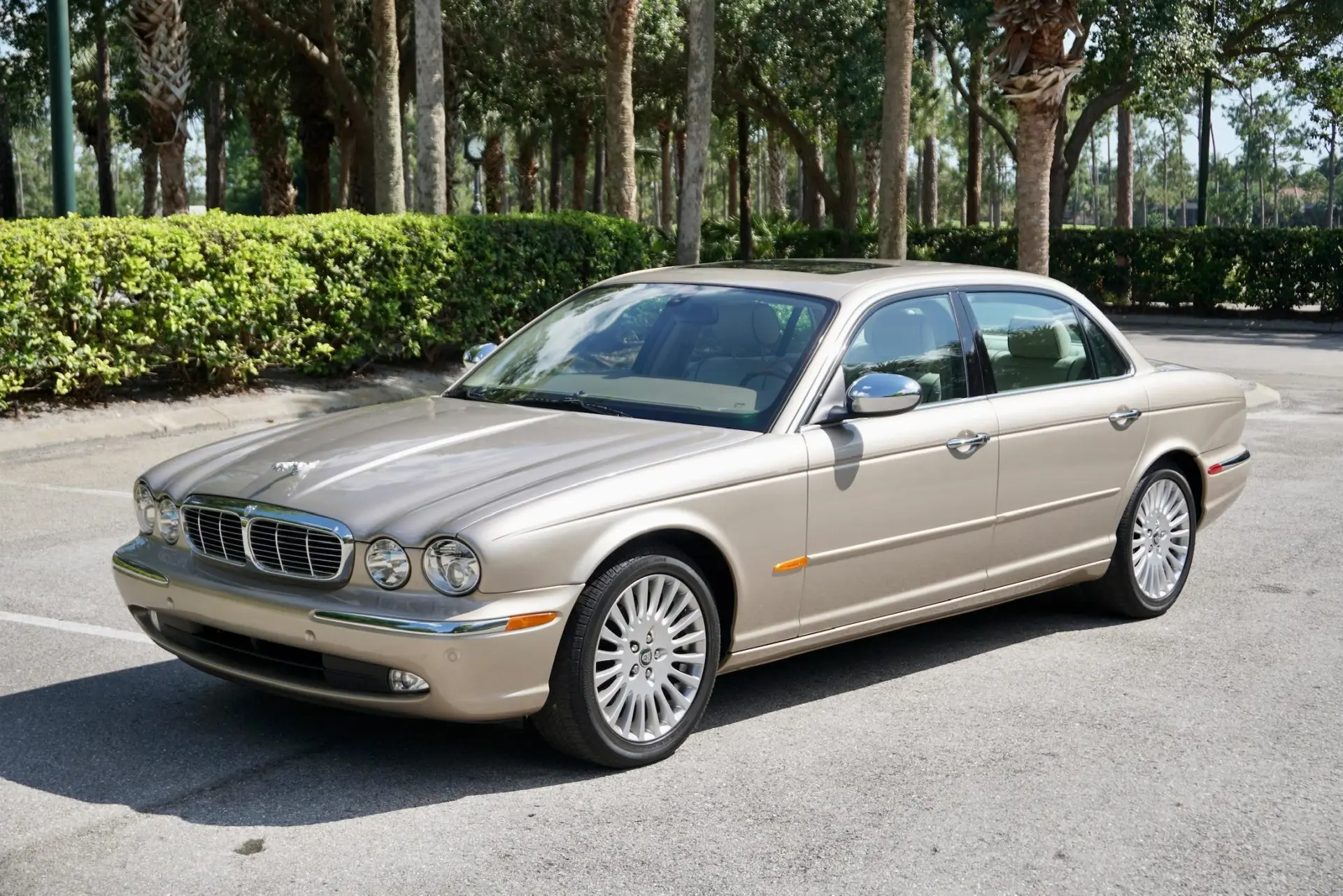 2005 Jaguar XJ Vanden Plas