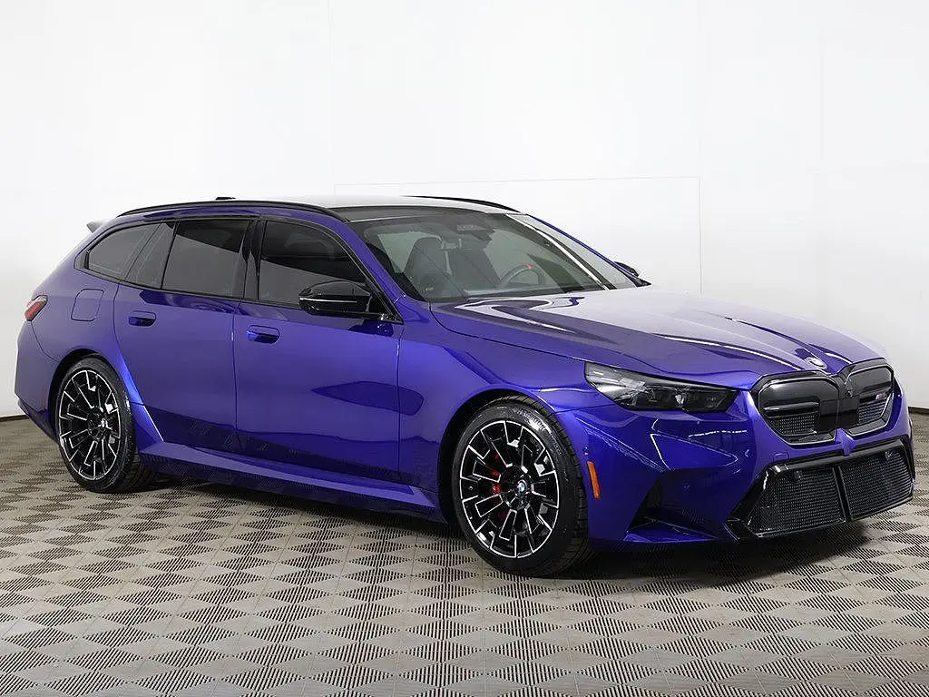 2025 BMW M5