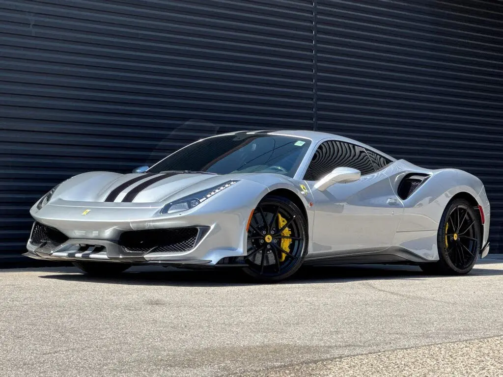 2019 Ferrari 488 Pista