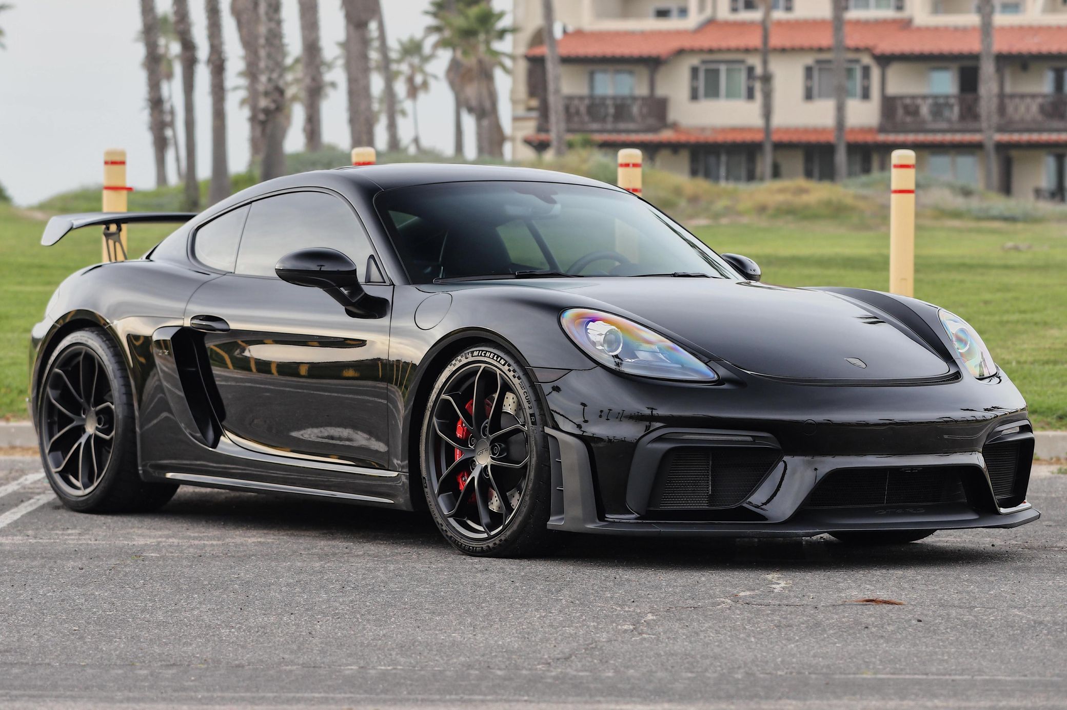 2021 Porsche Cayman GT4