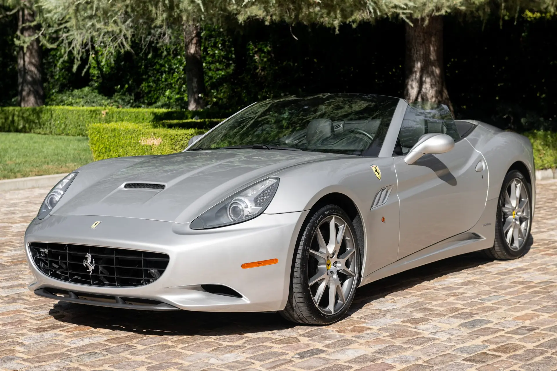 2010 Ferrari California