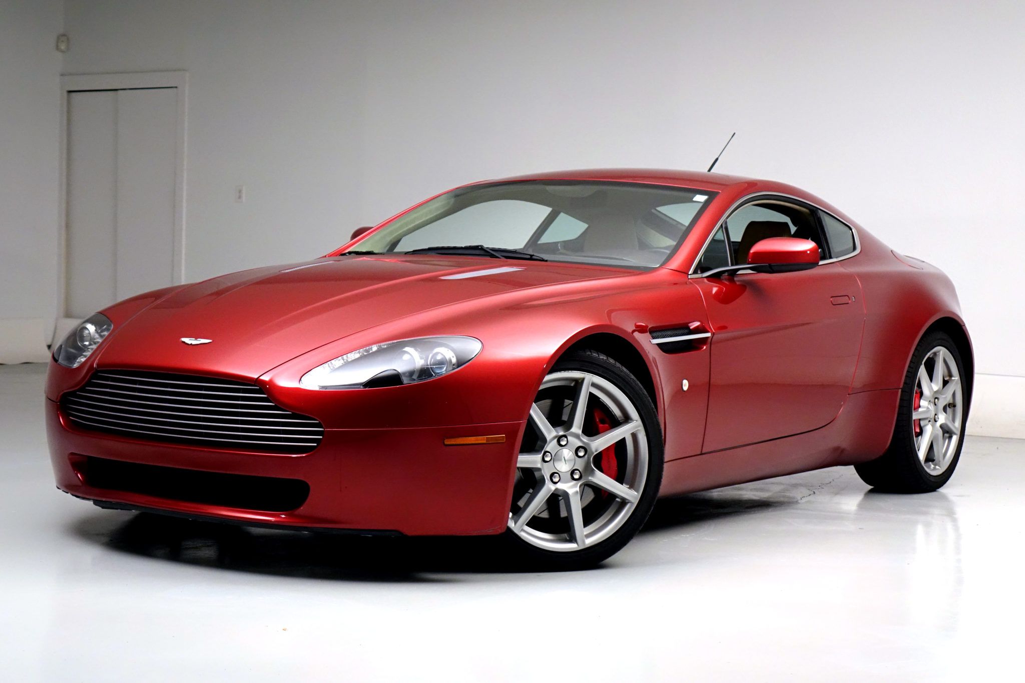2007 Aston Martin Vantage Race Cars