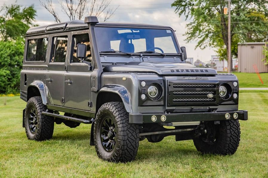 1990 Land Rover Defender 110