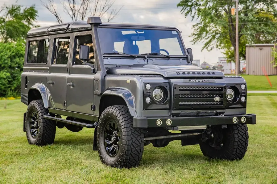 1990 Land Rover Defender 110