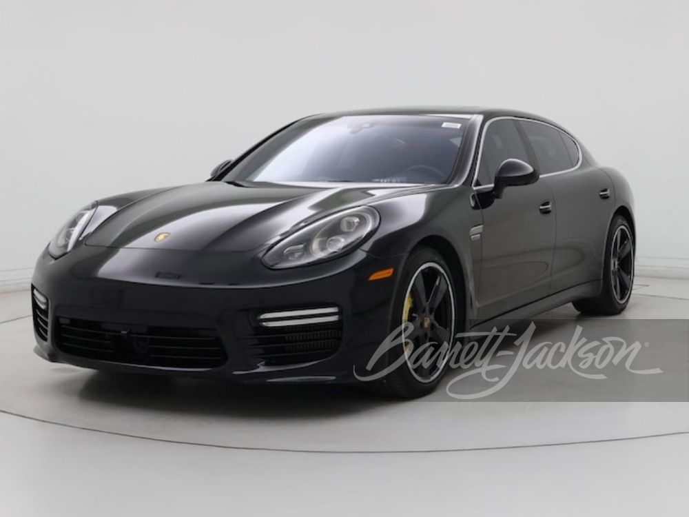 2016 Porsche Panamera S