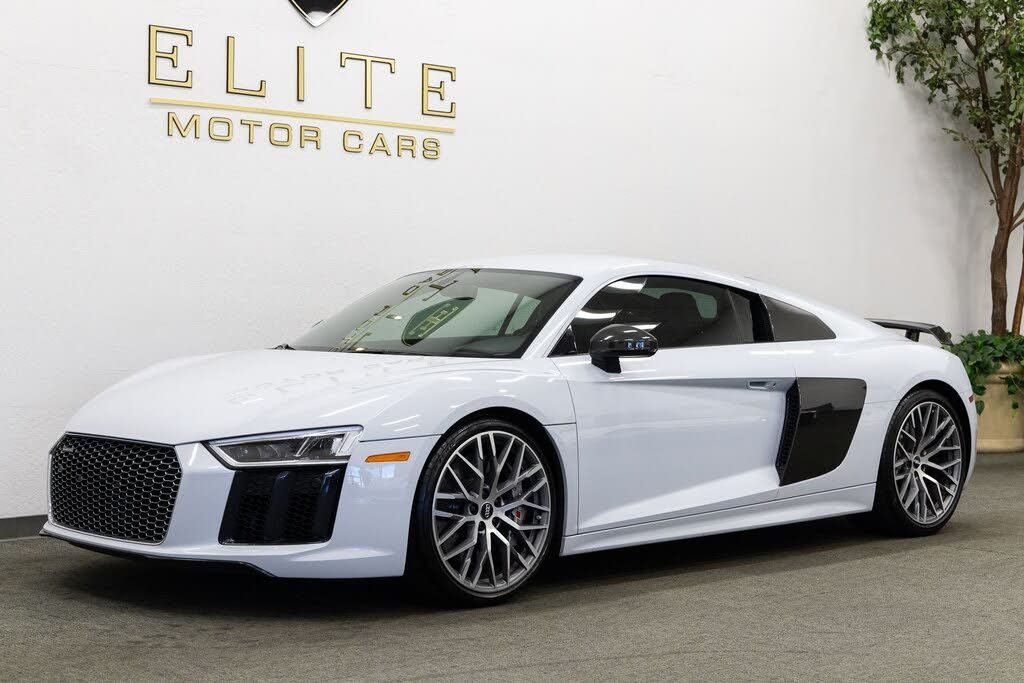 2017 Audi R8 V10 Plus