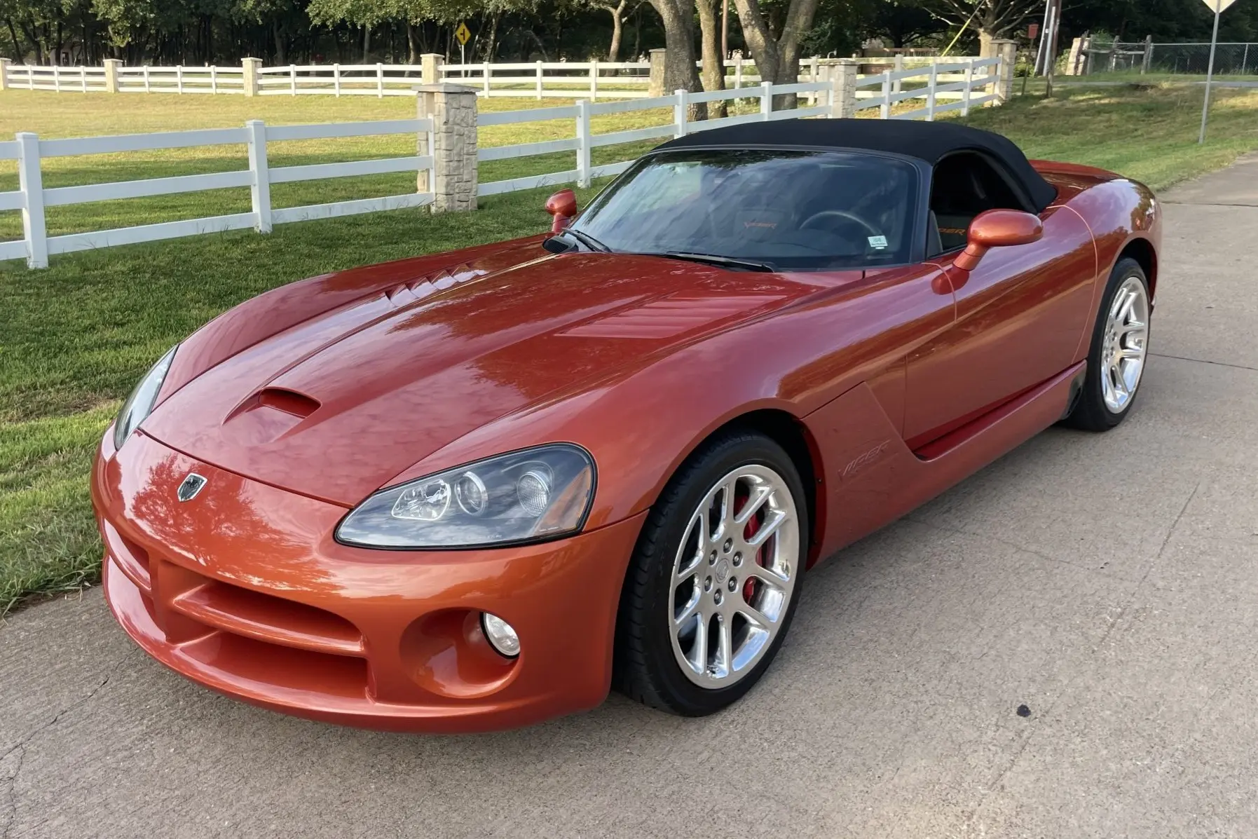 2005 Dodge Viper SRT-10 Roadster