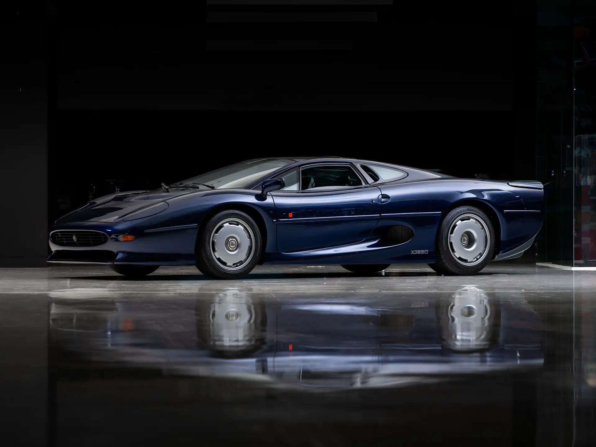 1994 Jaguar XJ220