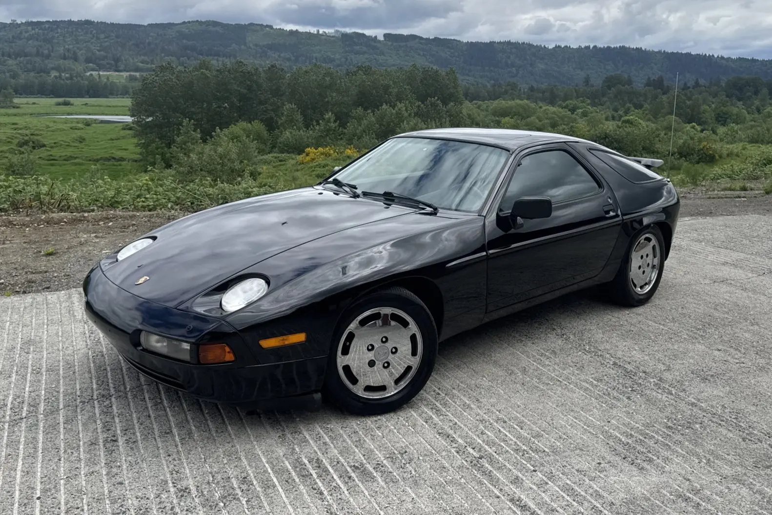 1987 Porsche 928 S4