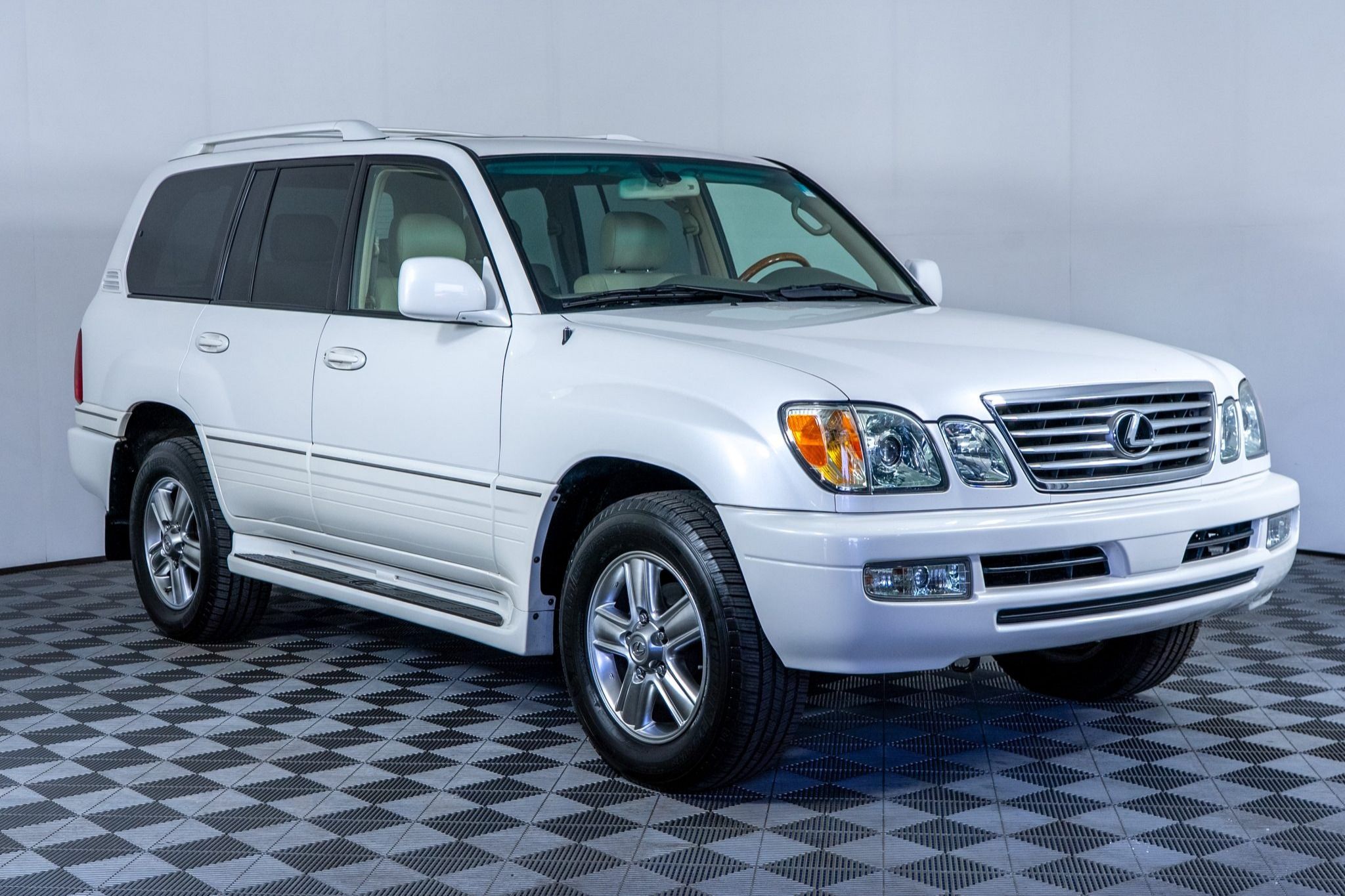 2006 Lexus LX